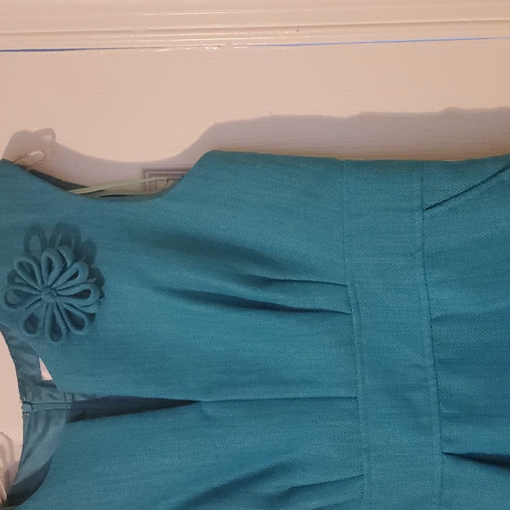 Dress - Picture 3 of 3